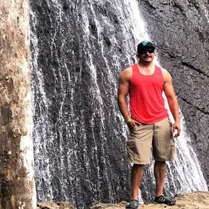 Meet your Posher, Adrian